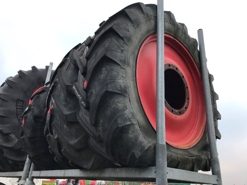 Michelin 16.9 R38 Agribib Radial X - Roues + Pneus + Jantes - Roue