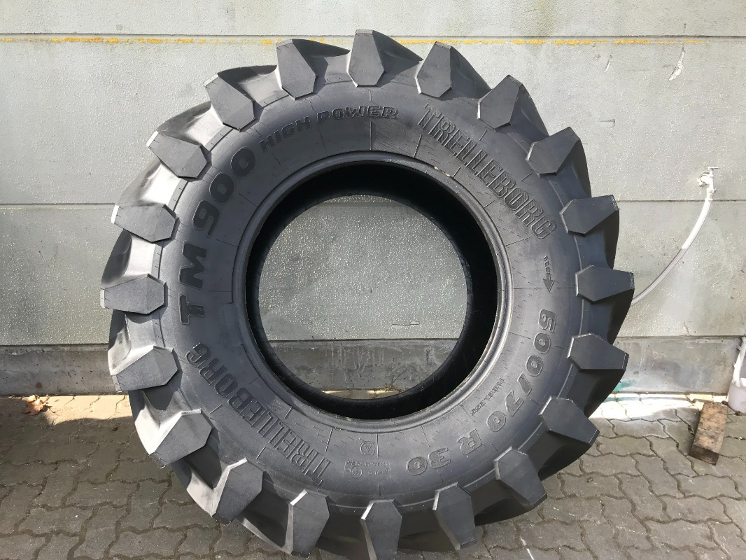 Trelleborg 600/70 R30 TM 900 HP *Neu* - Roues/Pneus/Jantes - Pneus