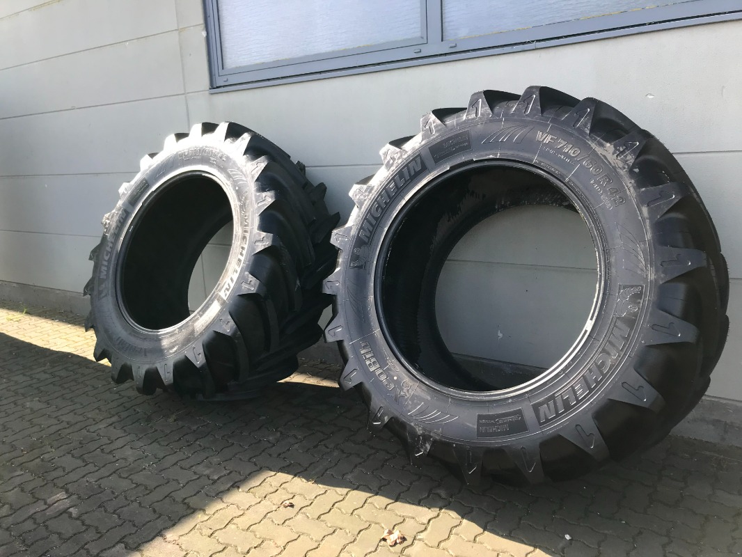 Michelin 710/60 R42 VF *Neuwertig* - Wheels/Tires/Rims - Tyres