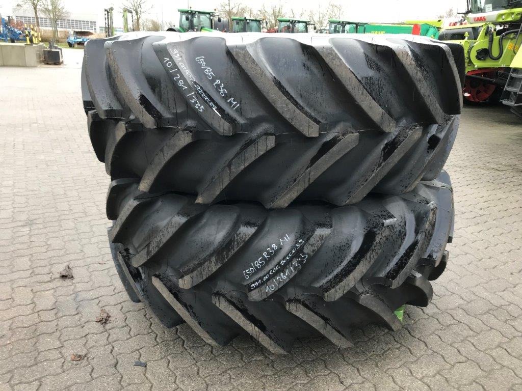 Michelin 650/85R38 - Räder + Reifen + Felgen - Komplettradsatz