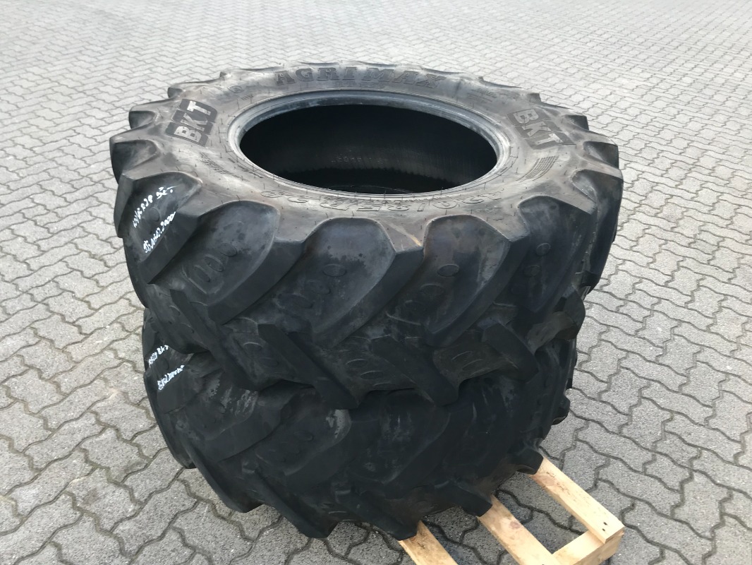 BKT 420/85 R28 Agrimax RT 855 - Roues/Pneus/Jantes - Pneus