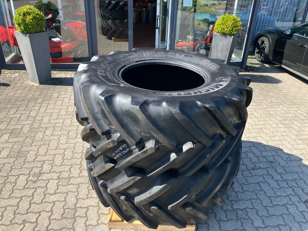 Michelin 600/70 R30 MachXBib - Räder/Reifen/Felgen - Reifen