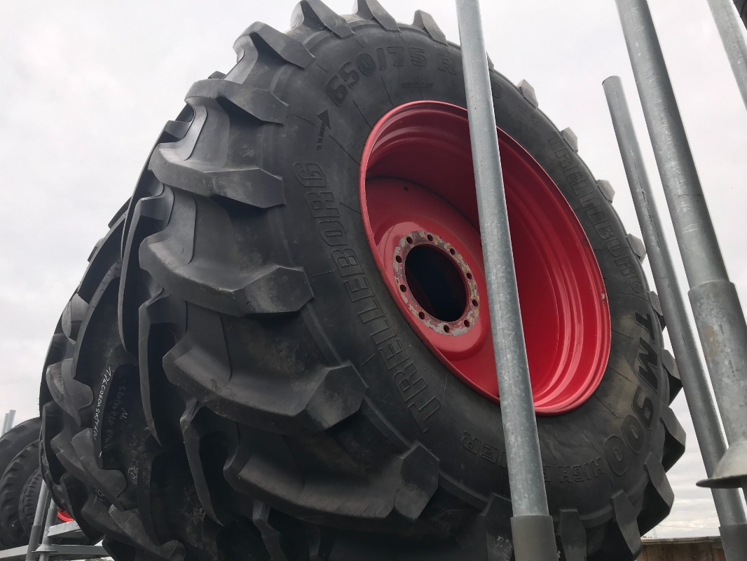 Trelleborg 650/75 R38 TM900 - Räder + Reifen + Felgen - Komplettradsatz