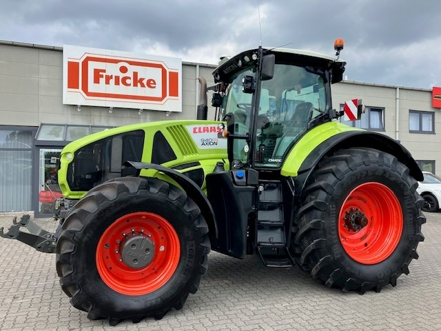 CLAAS Axion 940 CMATIC - Ciągnik