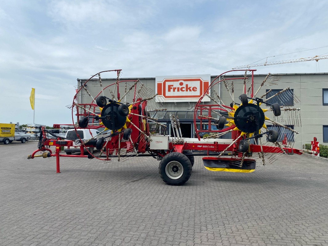 Pöttinger TOP 1252 C s-line *AKTIONSWOCHE!* - Tecnología de pastoreo + tecnología de cosecha de forraje - Rastrillo