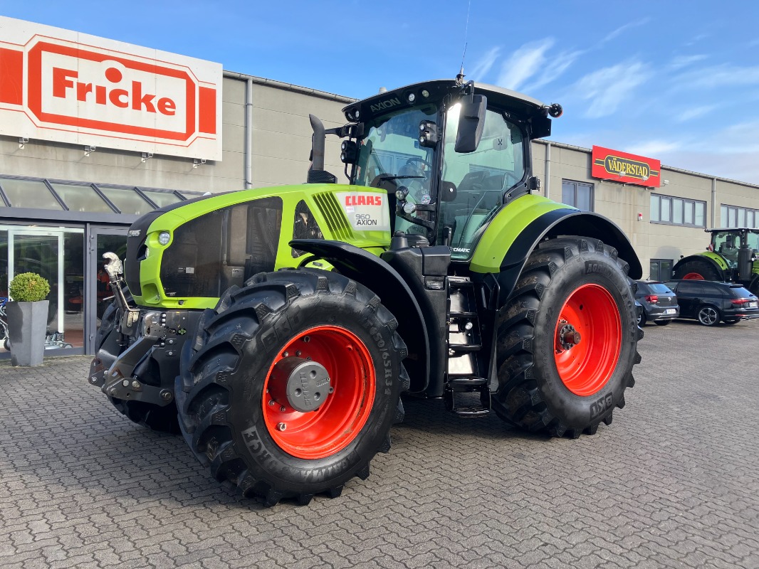CLAAS Axion 960 Cmatic - Traktor