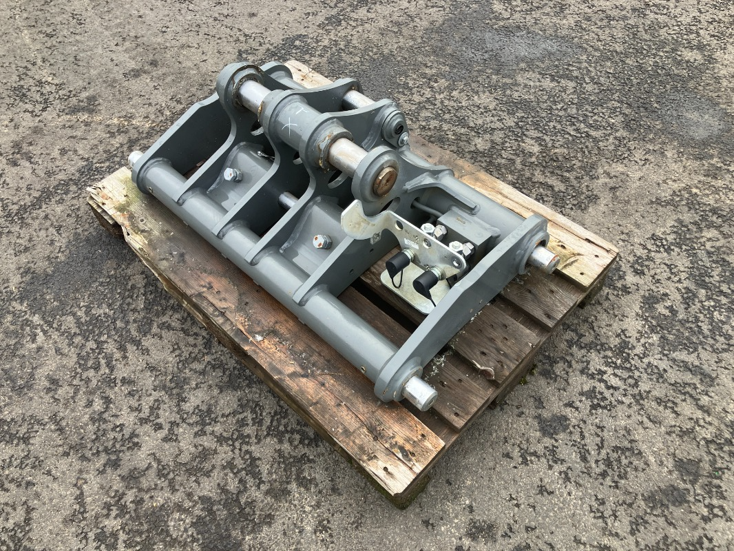 CLAAS Schnellwechselplatte - Koparka + Ładowarka - Ładowarka teleskopowa