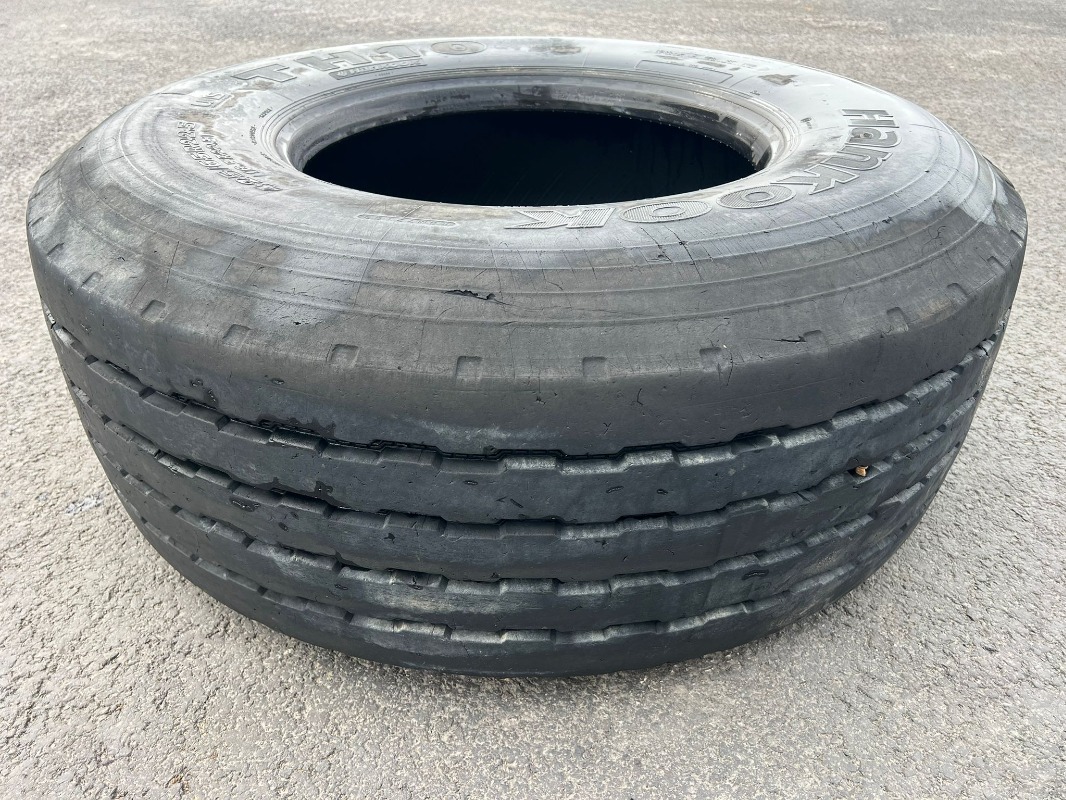Sonstige Hankook 445/65 R22.5 - Wheels/Tires/Rims - Tyres