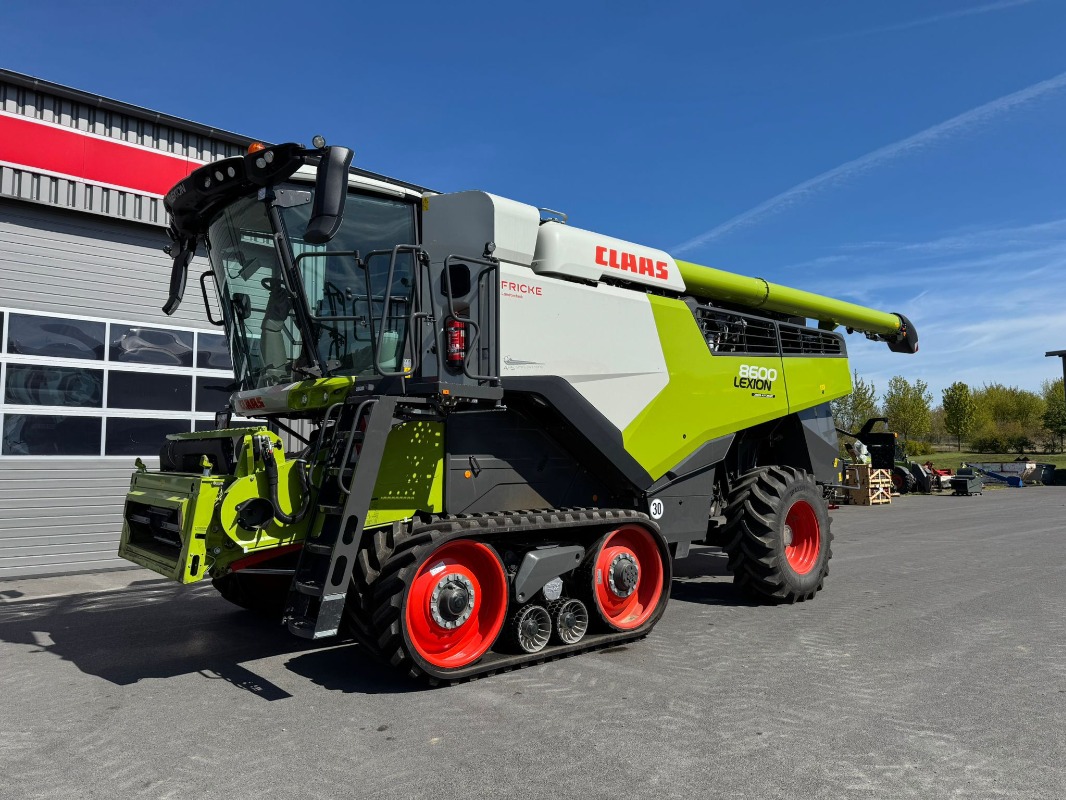 CLAAS Lexion 8600 Terra Trac - Mähdrescher