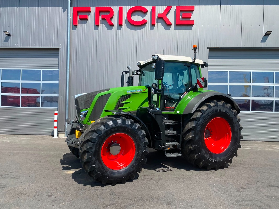 Fendt Vario 826 - Tracteur