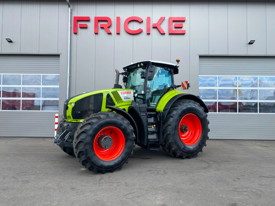 CLAAS Axion 960 CMatic - Traktor