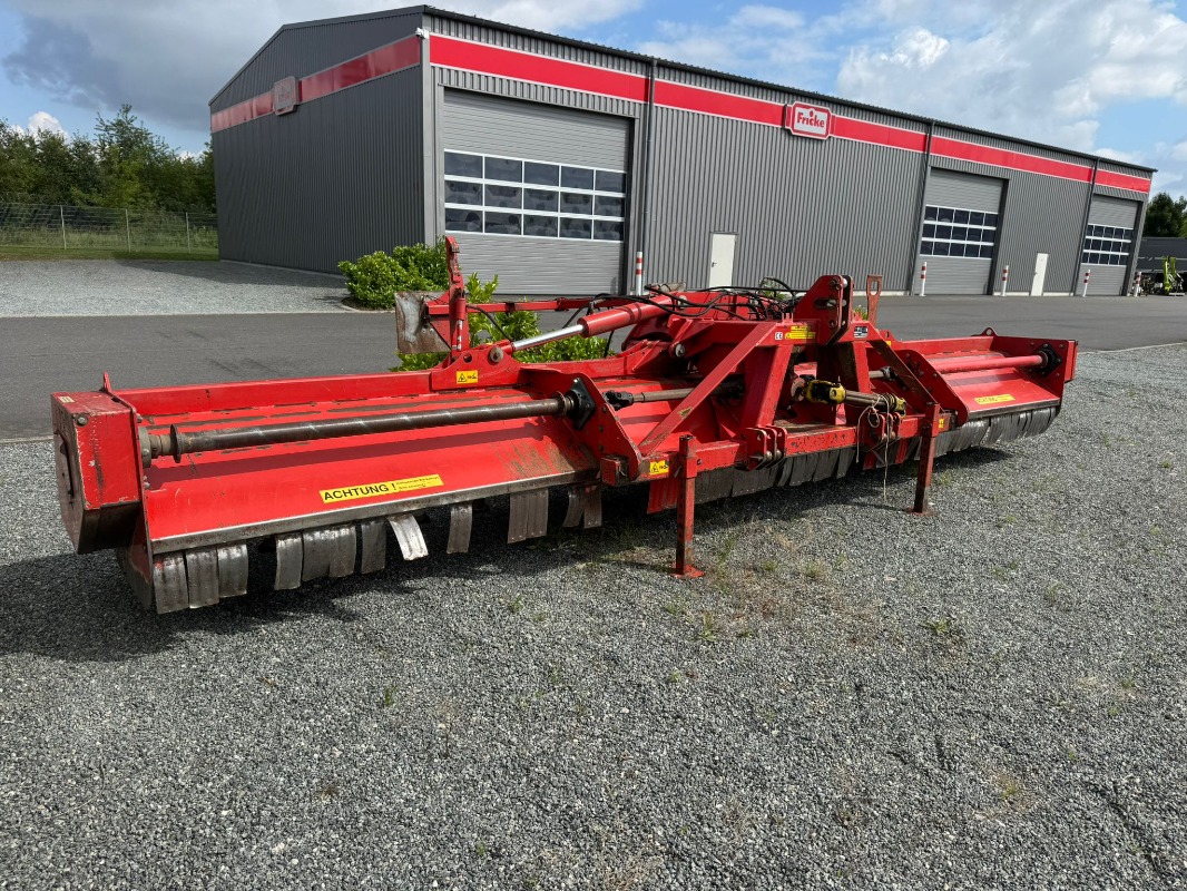 Sauerburger Albatros 6400 - Bodenbearbeitungsgerät - Mulchgerät + Häckselgerät
