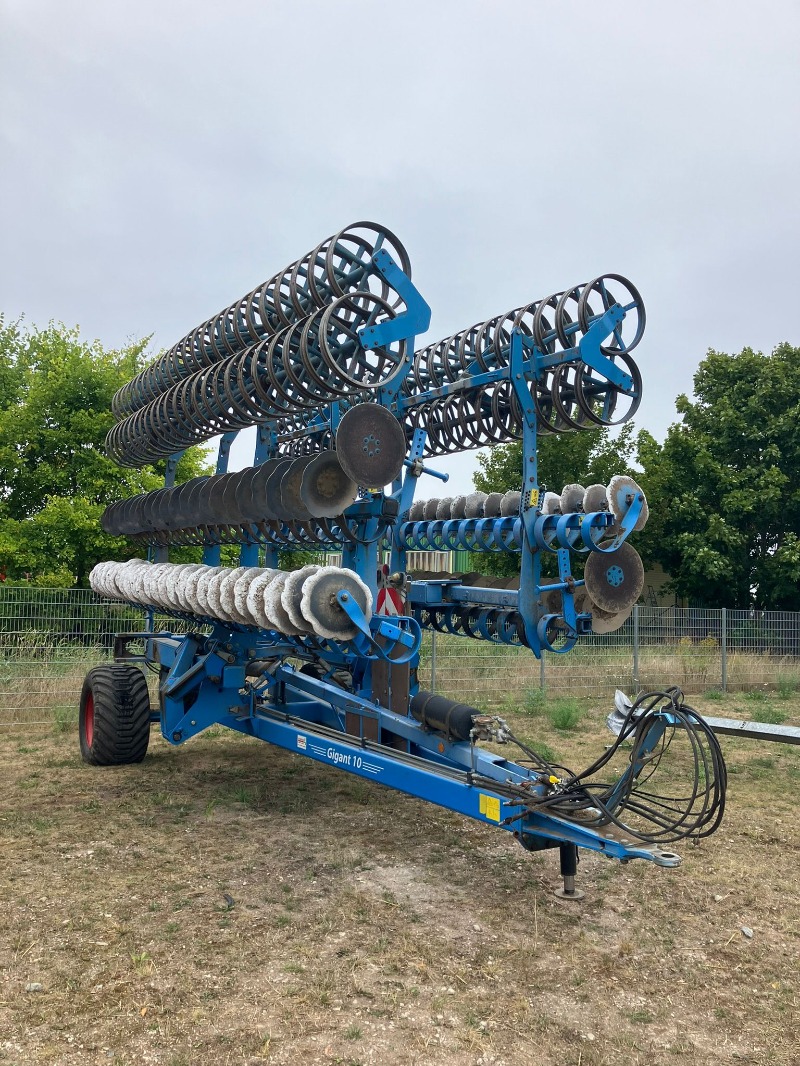 Lemken Gigant 10/1200 mit Heliodor 8/600 - Outils de travail du sol - Herse à disques courts