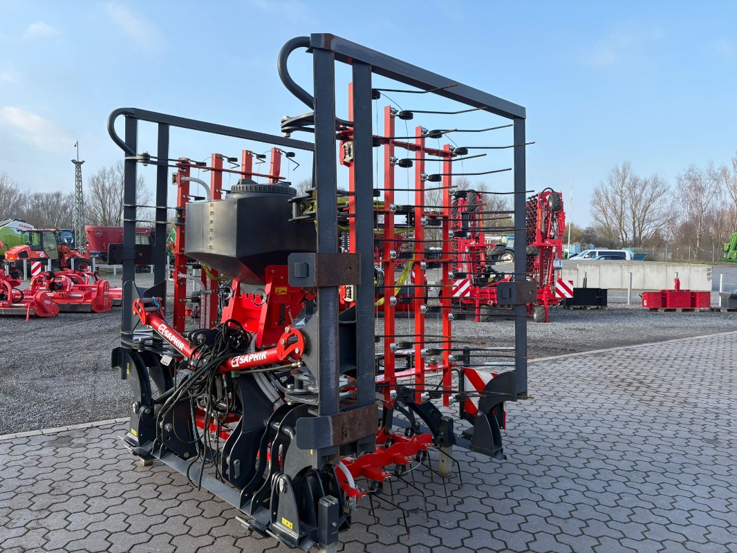 Saphir GS 603 Grünlandstrigel mit Nachsaatgerät *Vorführ* - Grünlandtechnik + Futtererntetechnik - Striegel mit Nachsaateinrichtung