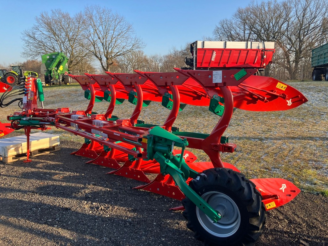 Kverneland 2300 S VARIOMAT 5- Schar - Soil cultivation crop - Plough