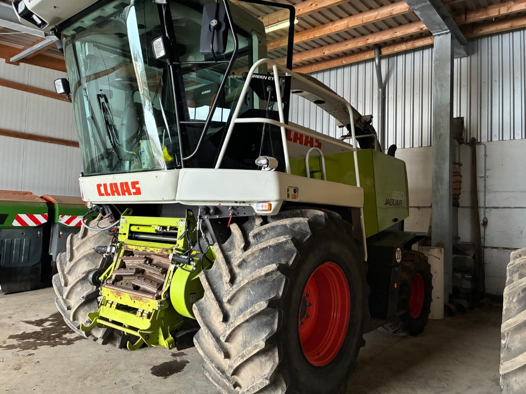 CLAAS Jaguar 850 - 4WD - Feldhäcksler