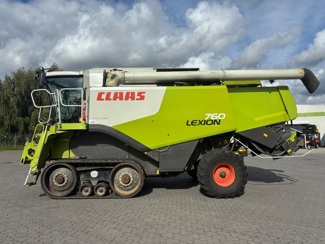 CLAAS Lexion 760 TT + V1050 - Combinez