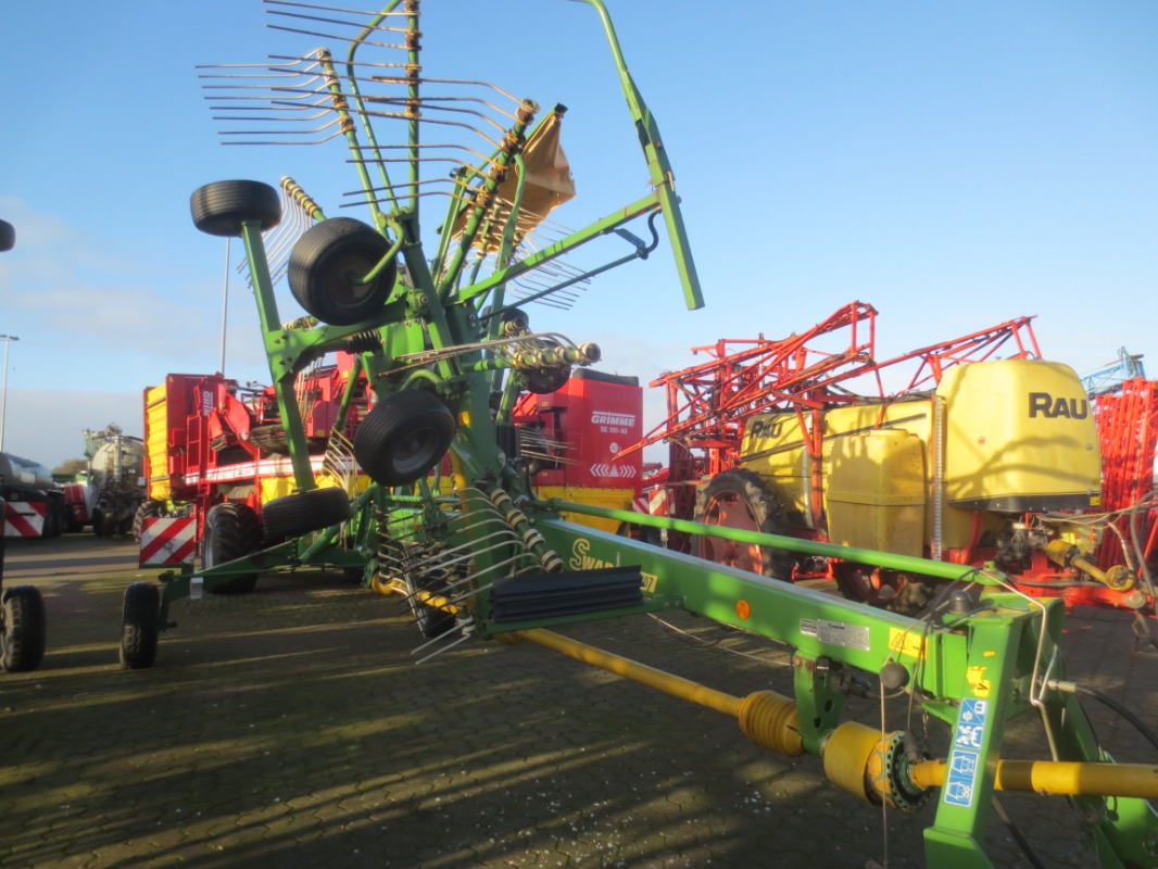 Krone Swadro 807 - Grassland technology + Forage harvesting technology - Rake
