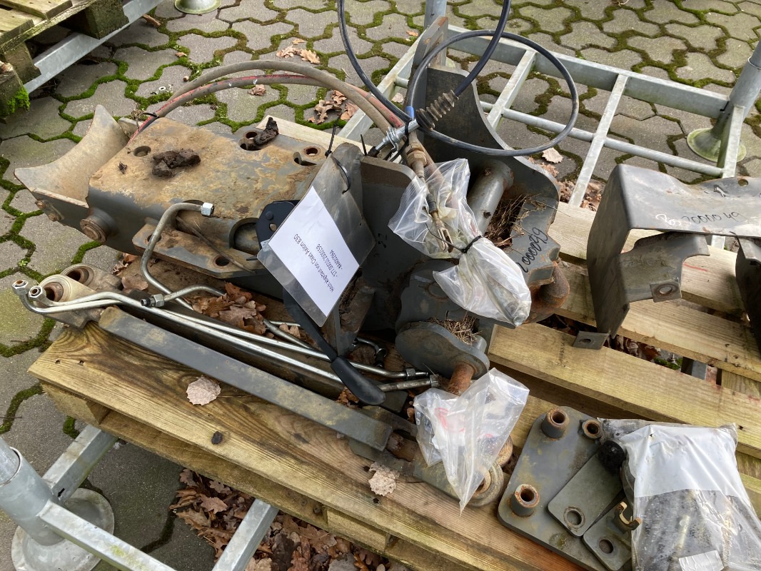 CLAAS Hydraulische Hitch - Traktorzubehör - Sonstiges Traktorzubehör