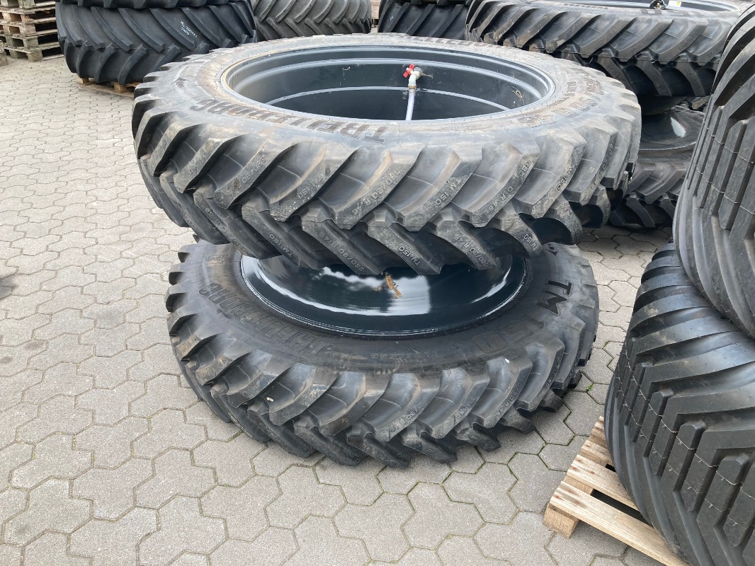 Trelleborg 8x 380/90 R46 TM 150 Zwillingspflegeräder - Roues + Pneus + Jantes - Le chemin des soins