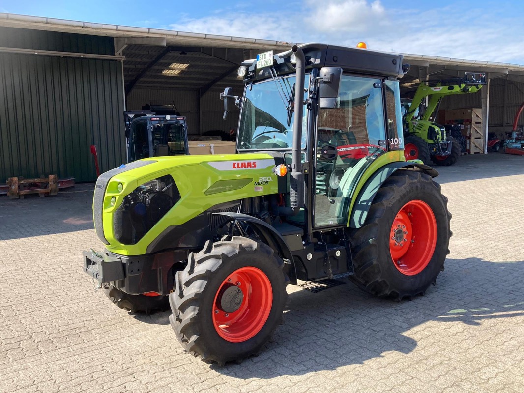 CLAAS Nexos 260 L Advanced - Tractor - Orchard tractor