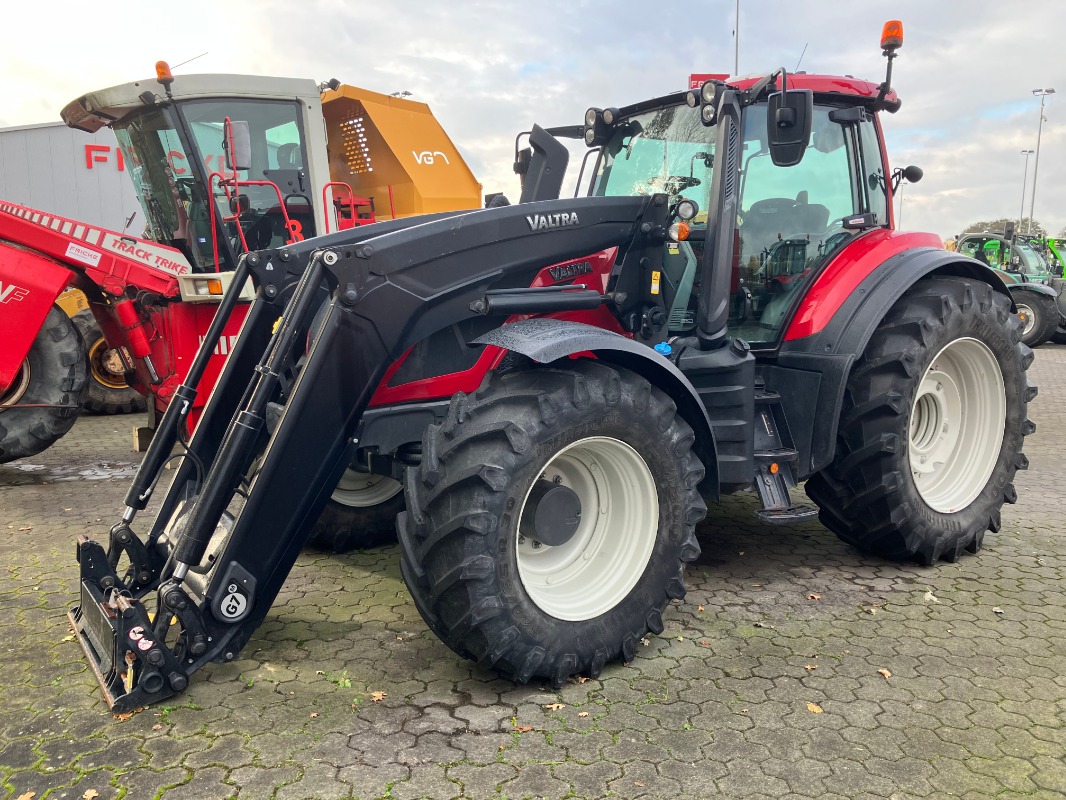 Valtra T 194 S Direct - Tractor