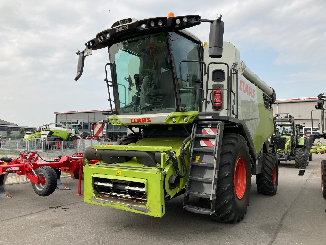 CLAAS Trion 520 - Combinez