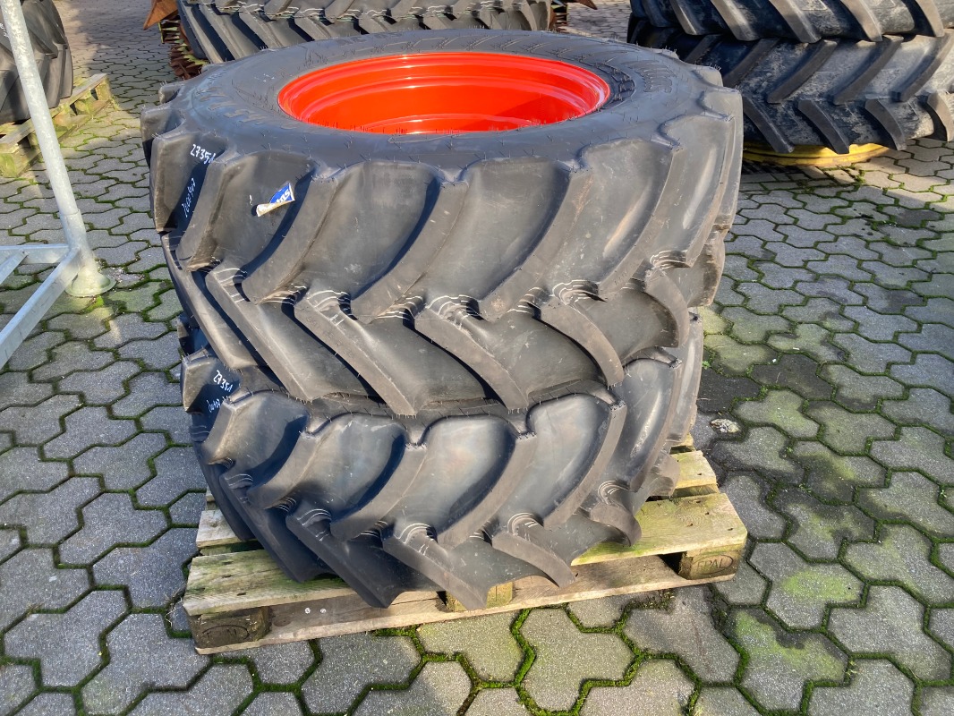 Mitas 2x 440/65 R24 - Wheels + Tires + Rims - Complete wheel set