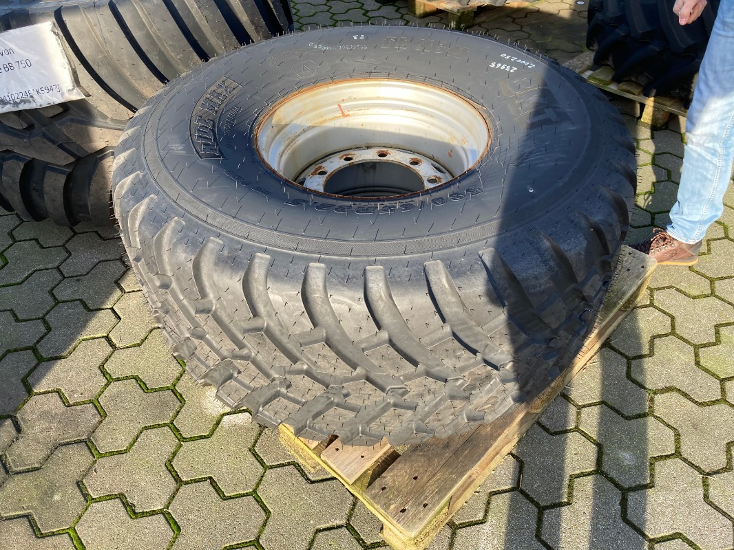 BKT 580/65R22.5 - Wheels + Tires + Rims - Wheel