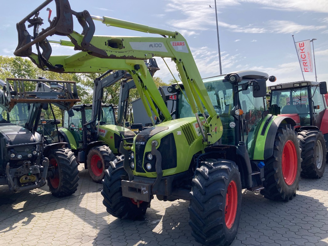 CLAAS Arion 420 Cis - Tractor