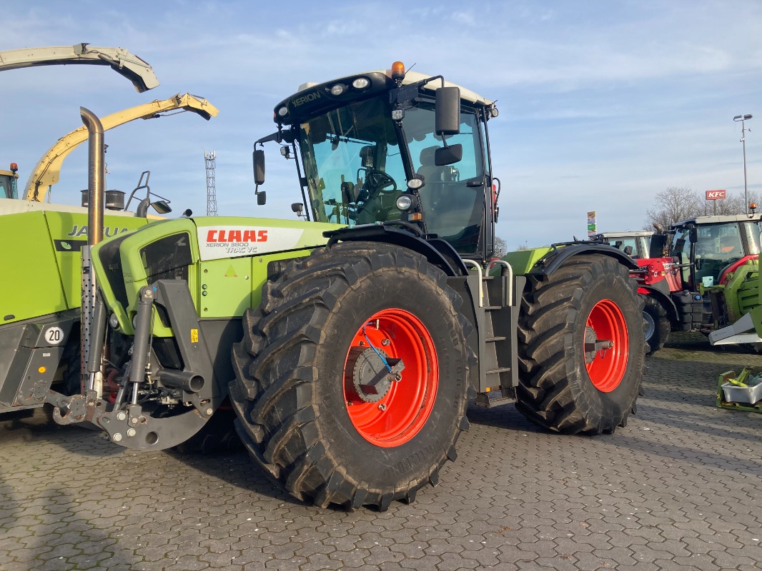 CLAAS Xerion 3800 Trac VC - Traktor