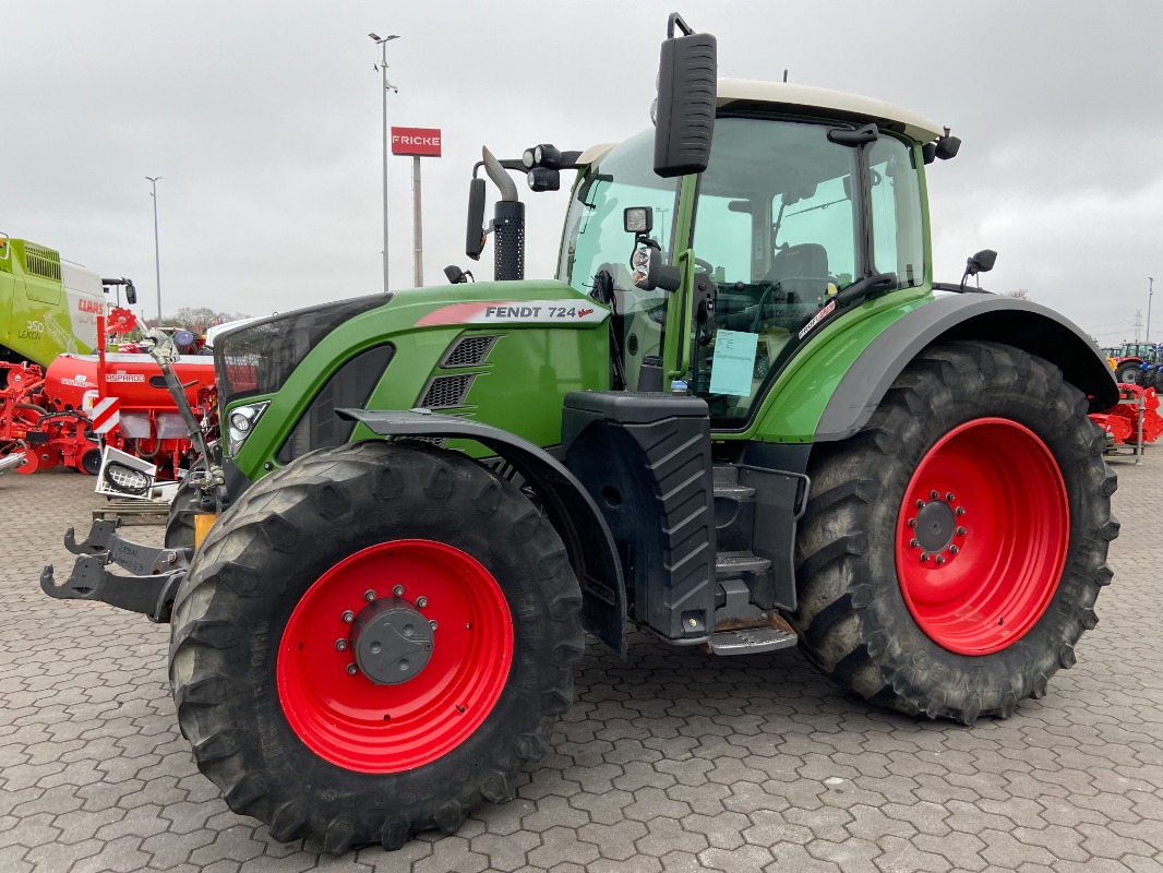 Fendt 724 Vario S4 Profi Plus - Ciągnik