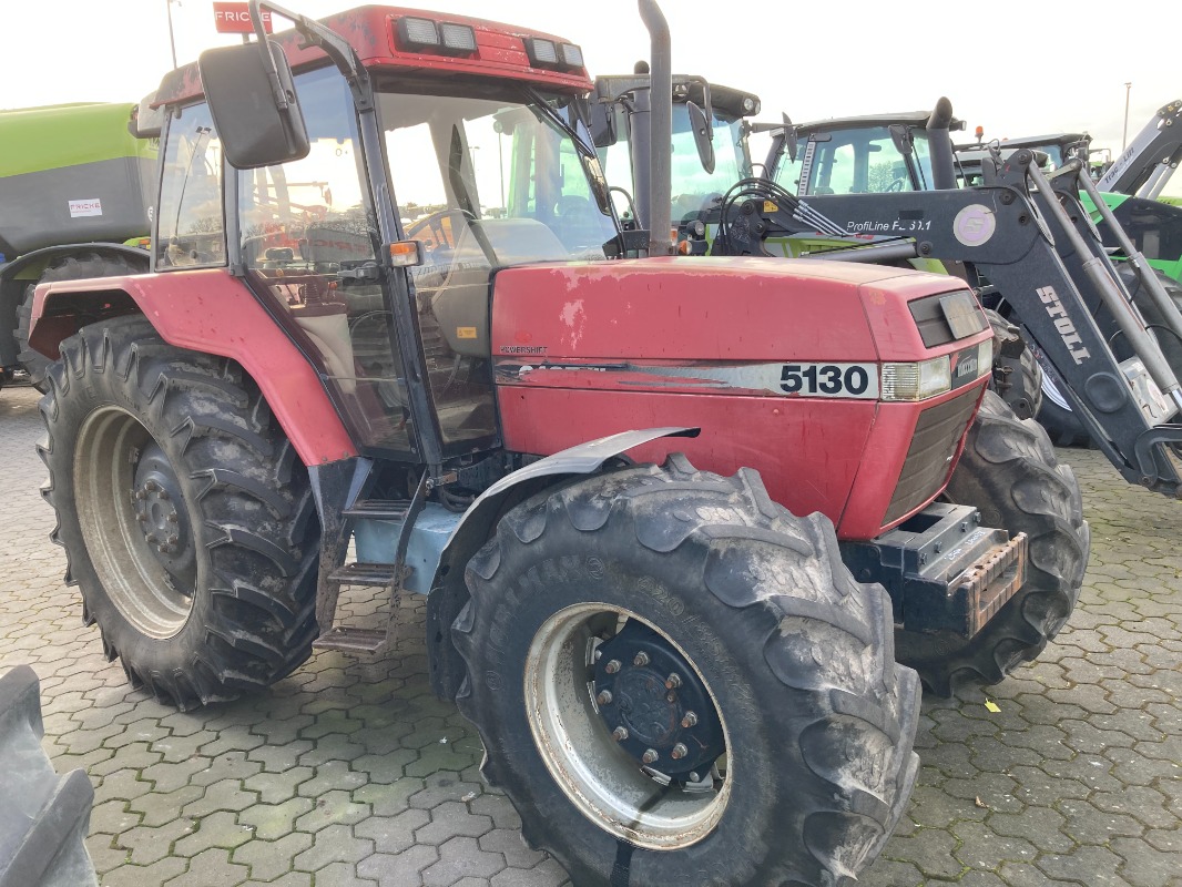 Case 5130 Powershift - Tractor