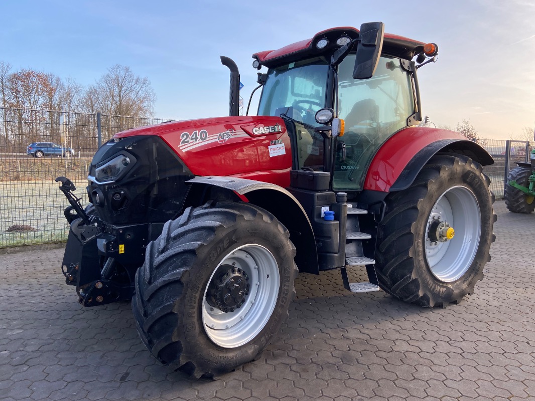 Case Puma 240 CVX AFS - Traktor