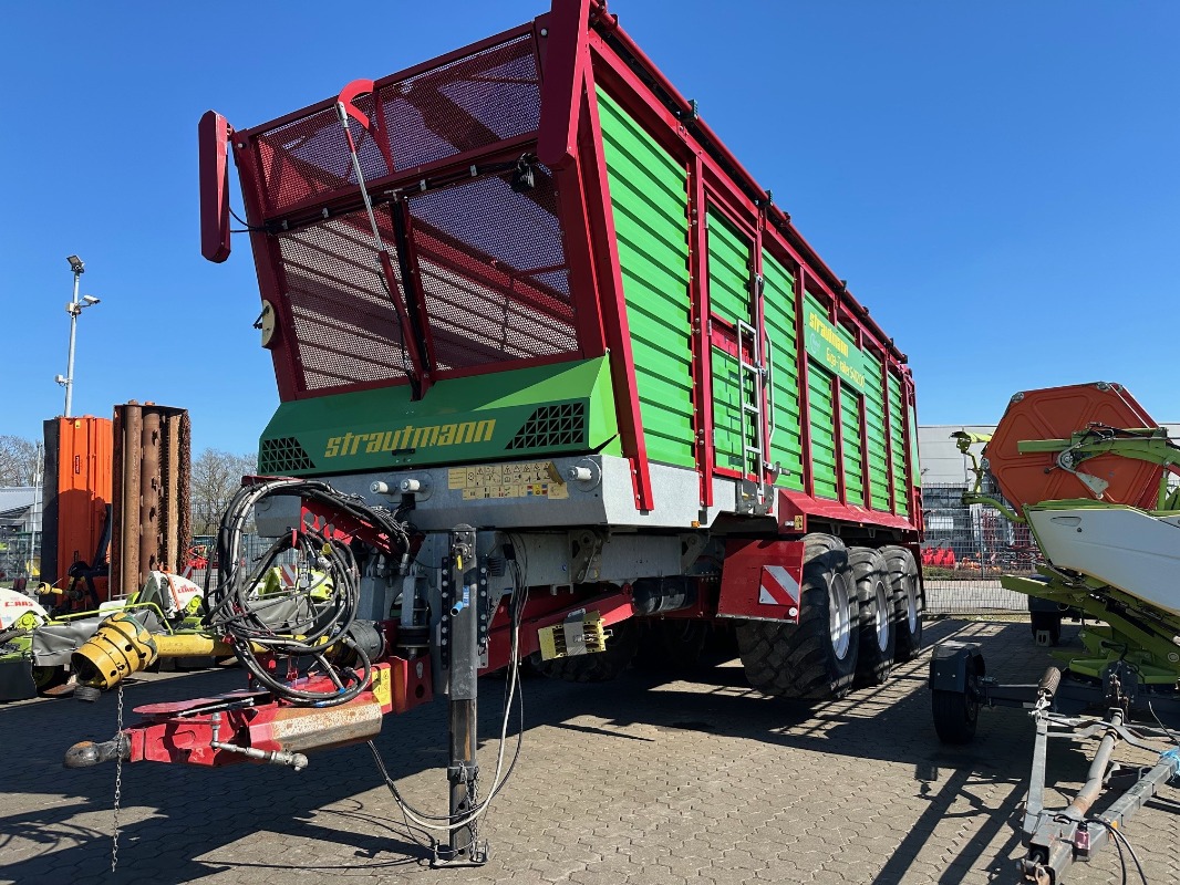 Strautmann Giga-Trailer 5402 DO - Transporttechnik - Häcksel Transportwagen