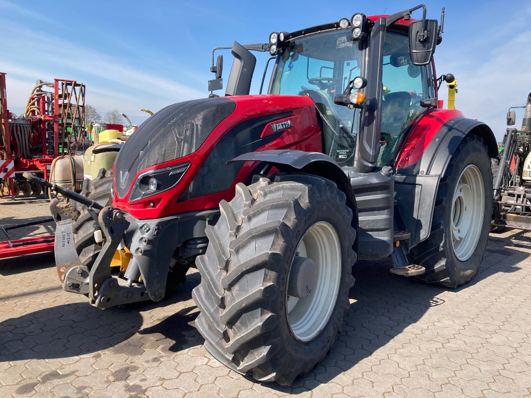Valtra T254 Versu RÜFA - Tractor