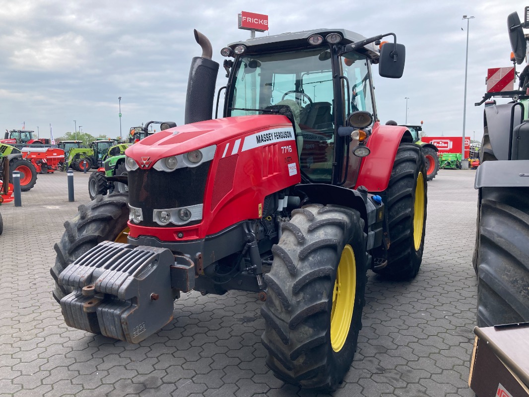 Massey Ferguson 7716 Dyna 6 - Tracteur