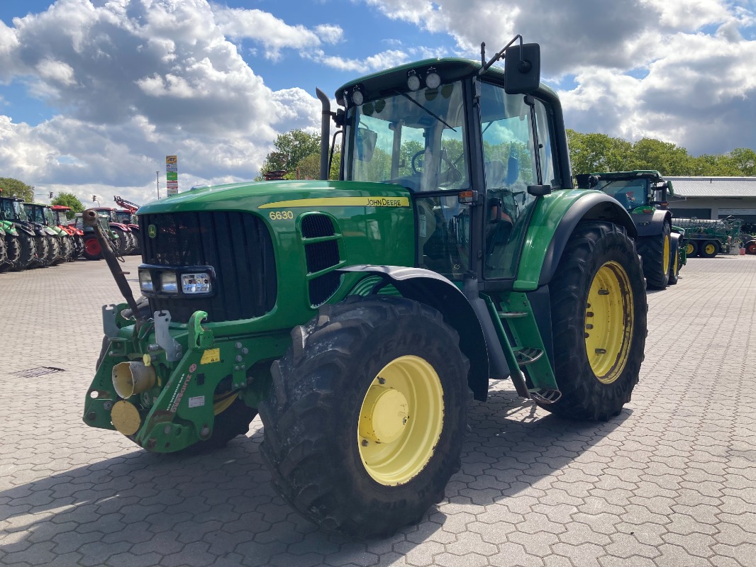 John Deere 6630 - Ciągnik
