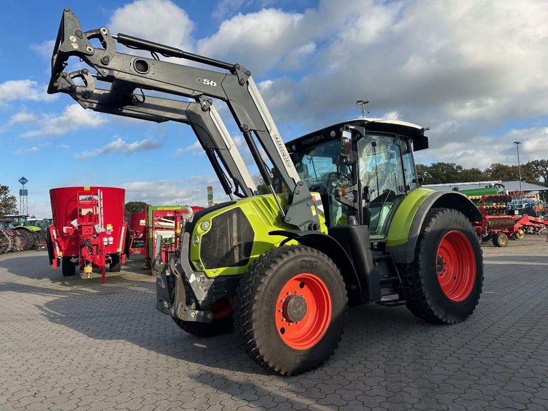 CLAAS Arion 620 Cis Hexashift - Traktor