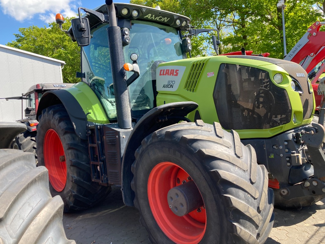CLAAS Axion 870 CMatic Cebis - Traktor
