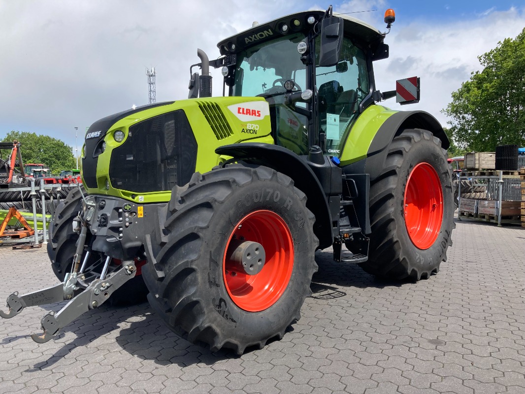 CLAAS Axion 870 CMATIC CEBIS - Tracteur