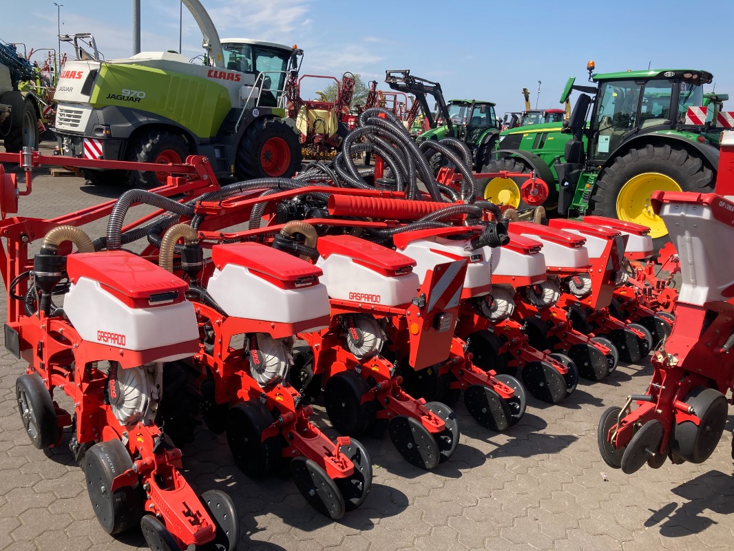 Maschio Chrono 508 8-reihig + Fronttank PA1 - Technique de semis - Filtre à air de précision