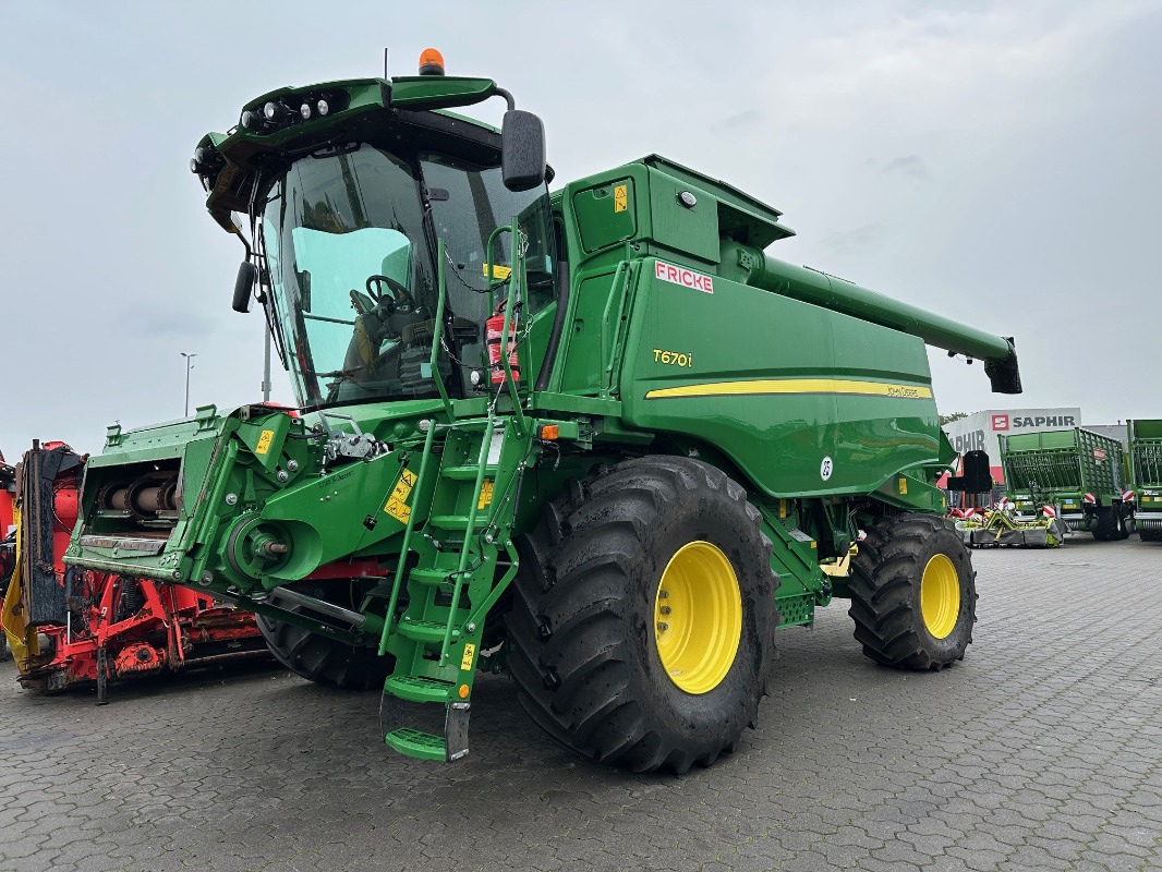 John Deere T 670 i - Combinez