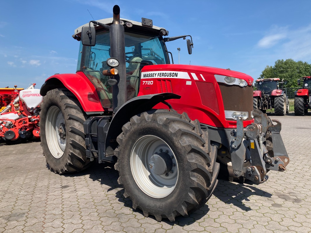 Massey Ferguson 7720 Dyna 6 - Tracteur