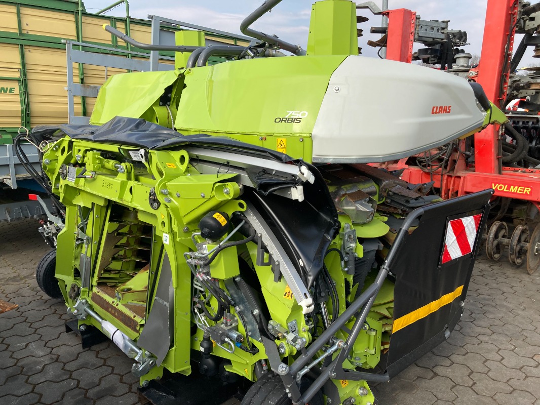 CLAAS Orbis 750  Demo - Forage harvester attachments - Corn Bite