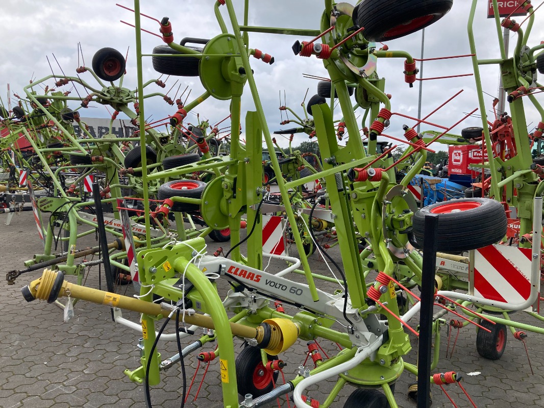 CLAAS Volto 60 - Grassland technology + Forage harvesting technology - Rotary haymaker