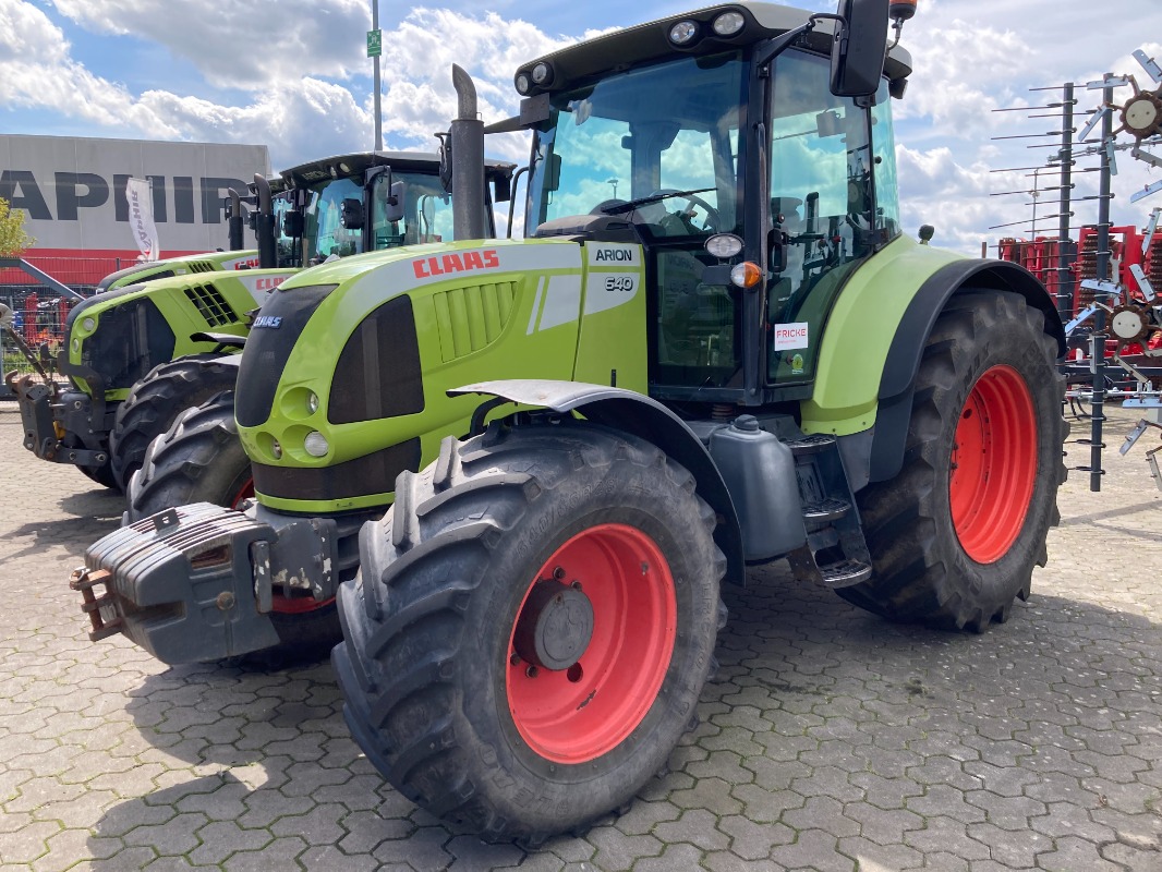 CLAAS Arion 640 - Traktor