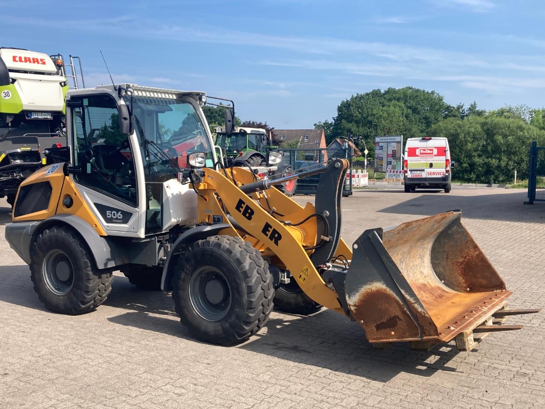 Liebherr L506 Compact - Bagger + Lader - Radlader