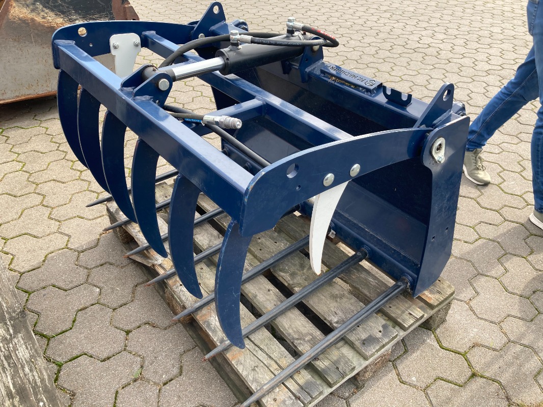 Sonstige FK Machinery Greifschaufel 1,20 - Traktorzubehör - Ladeschaufel