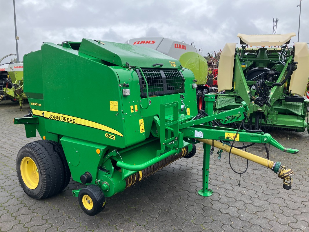 John Deere 623 MultiCrop - Presse - Rundballenpresse